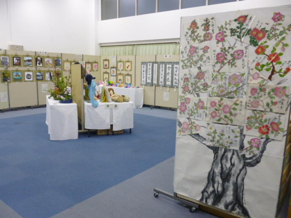 文化祭のホール展示です